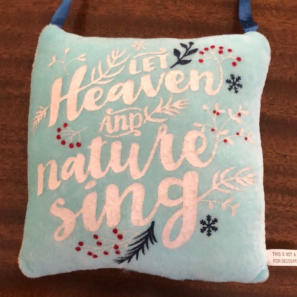 2  Christmas themed soft decorative puffy hanging pillows - Picture 3 of 15